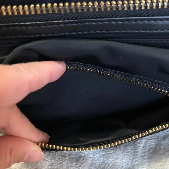 Tory Burch Black Belt Bag - Picture 5 of 7